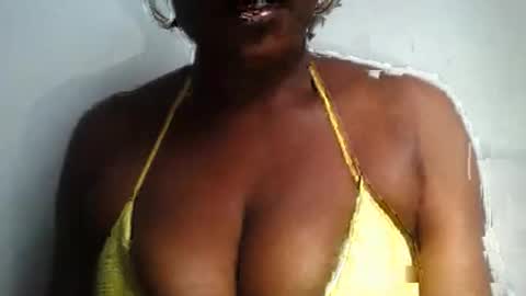 ass_elbonypussy online show from May 14, 8:43 am