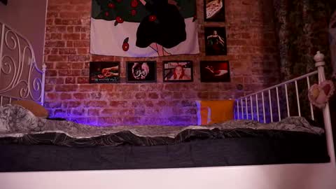 Eva online show from October 14, 3:40 am