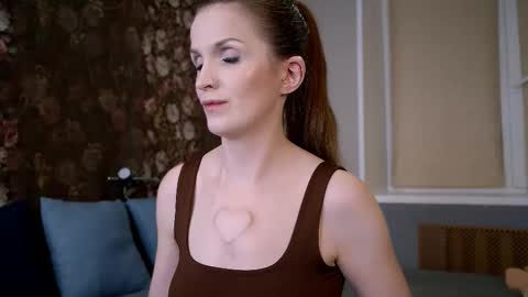 Snapshot of assprincesshot chatting on October 19, 11:16 pm assprincesshot online show from October 19, 11:16 pm