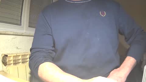 Snapshot of astelover chatting on December 21, 4:57 pm astelover online show from December 21, 4:57 pm