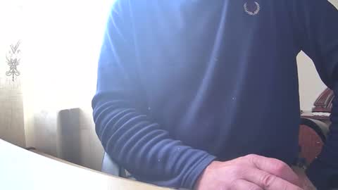 Snapshot of astelover chatting on December 27, 2:22 pm astelover online show from December 27, 2:22 pm