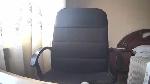 Snapshot of astelover chatting on January 11, 11:56 am astelover online show from January 11, 11:56 am