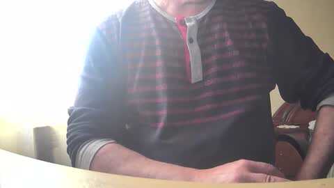 Snapshot of astelover chatting on November 15, 3:30 pm astelover online show from November 15, 3:30 pm