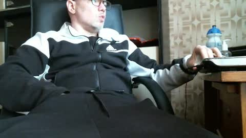 Snapshot of asterion51 chatting on October 5, 4:49 pm asterion51 online show from October 5, 4:49 pm