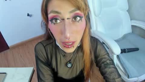 Asterothxznikki online show from February 12, 1:55 am