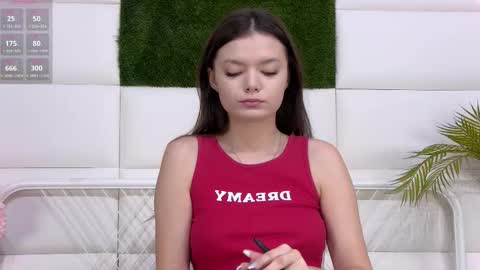 Aster Quinn online show from February 4, 1:50 pm