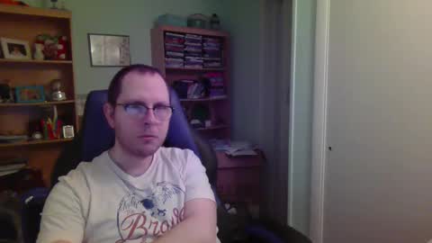 Snapshot of astg94 chatting on December 22, 10:51 pm Andrew or Smiley Read the message in bold above the bio design for info on the situation. online show from December 22, 10:51 pm