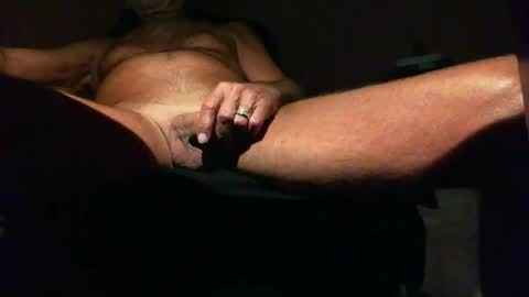 Snapshot of astiff1foru chatting on September 19, 9:43 am astiff1foru online show from September 19, 9:43 am