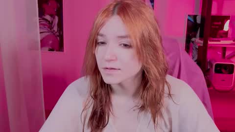 Snapshot of astra_lis chatting on November 14, 12:48 pm Astra online show from November 14, 12:48 pm