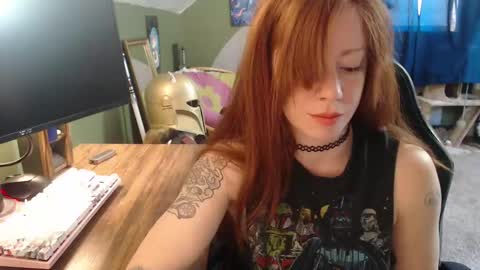 AstraeaSiren online show from May 4, 5:42 pm
