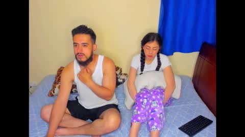 Snapshot of astredad2025 chatting on November 14, 3:38 am Mag and Molly online show from November 14, 3:38 am