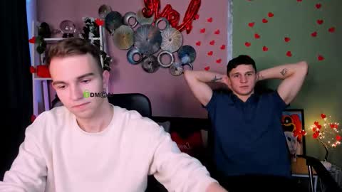 astren online show from February 20, 6:48 am