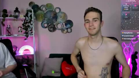 Snapshot of astren_villo chatting on May 12, 6:16 pm astren online show from May 12, 6:16 pm