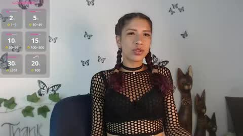 Astrid online show from May 7, 1:33 am