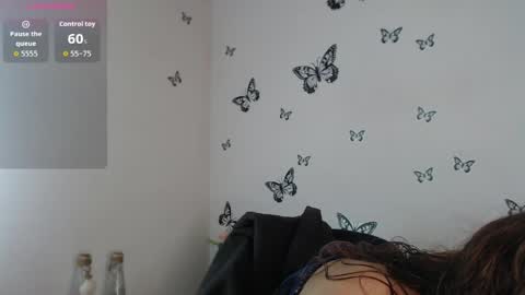 Astrid online show from June 5, 2:56 pm