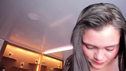 Astrid  online show from June 5, 6:52 am