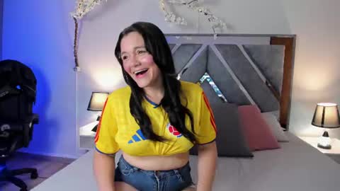 Astrid  online show from June 14, 2:24 am