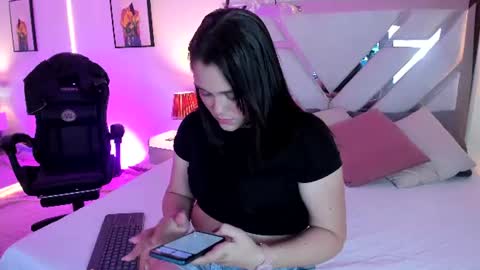 Astrid  online show from July 12, 1:40 am