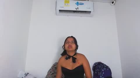 ASTRID online show from December 13, 8:04 pm