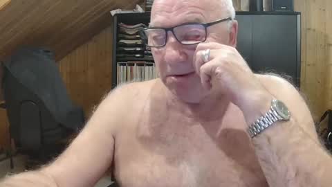 asusandy online show from February 13, 10:39 pm