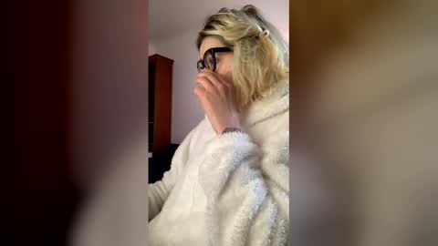 asya_new online show from January 6, 8:29 am