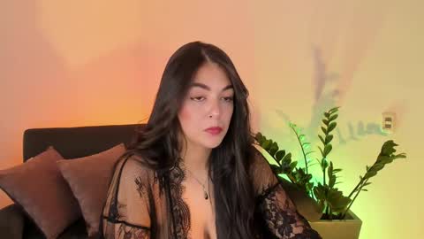 Snapshot of atena676 chatting on February 28, 2:20 am atena676 online show from February 28, 2:20 am