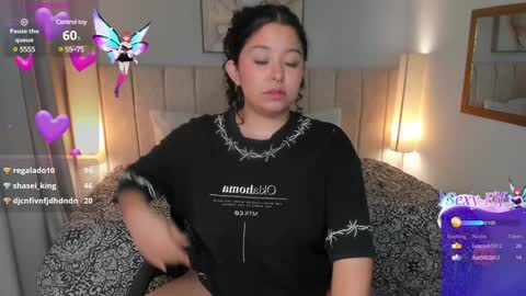 Snapshot of atena_cuteee chatting on December 27, 6:35 am sofia online show from December 27, 6:35 am