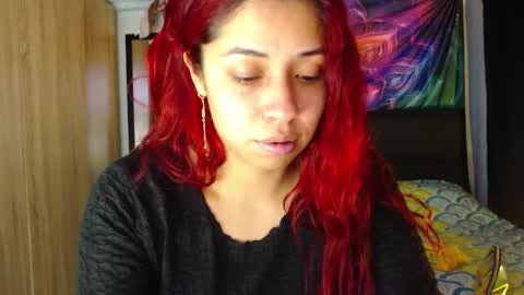 Snapshot of atena_messy chatting on November 3, 12:24 am atena messy online show from November 3, 12:24 am