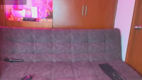 Snapshot of atenea_fit chatting on April 25, 2:14 am atenea_fit online show from April 25, 2:14 am