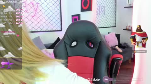 Snapshot of atenea_klett_ chatting on January 7, 7:17 pm ATENEA online show from January 7, 7:17 pm