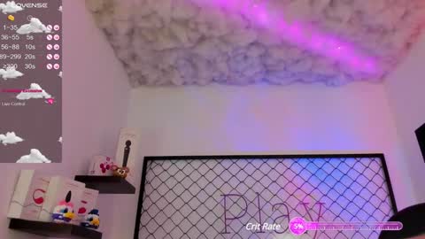 Snapshot of atenea_klett_ chatting on January 8, 1:09 pm ATENEA online show from January 8, 1:09 pm