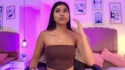 ateneaaa_ online show from February 2, 7:34 pm