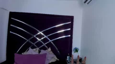 Snapshot of ateneaxht chatting on August 2, 9:02 pm ateneaxht online show from August 2, 9:02 pm