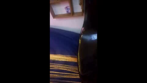 Snapshot of athandrew chatting on February 15, 2:22 pm jonnyandrew online show from February 15, 2:22 pm