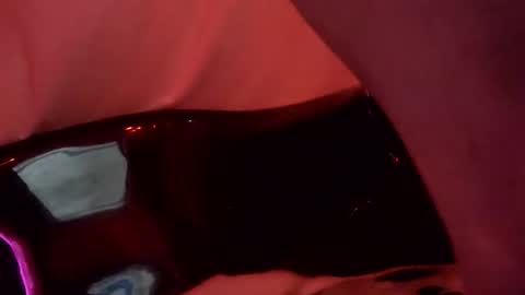 Snapshot of athandrew chatting on November 14, 12:15 pm jonnyandrew online show from November 14, 12:15 pm