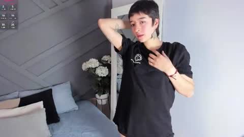 Snapshot of atheena__ chatting on July 13, 12:41 pm Athenea online show from July 13, 12:41 pm
