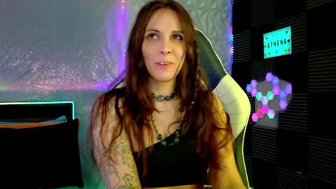 Snapshot of athenaautumn chatting on March 12, 9:02 am Athena Autumn online show from March 12, 9:02 am