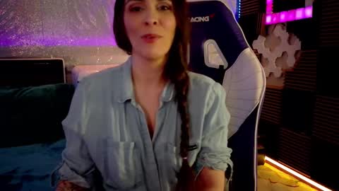 Athena Autumn online show from February 13, 4:08 am