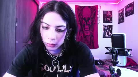 athenauwu online show from January 8, 8:27 am