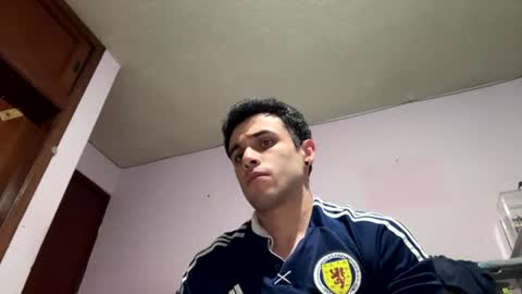 Snapshot of athlete_boy22 chatting on July 10, 3:22 am Atlas online show from July 10, 3:22 am