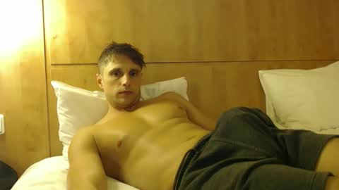 tommycb55555 online show from October 17, 7:49 pm