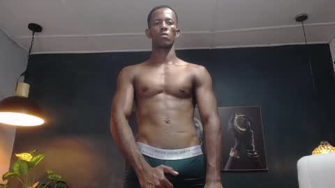 Snapshot of athleticbig_cock chatting on December 21, 4:52 am ATHLETIC COCK online show from December 21, 4:52 am