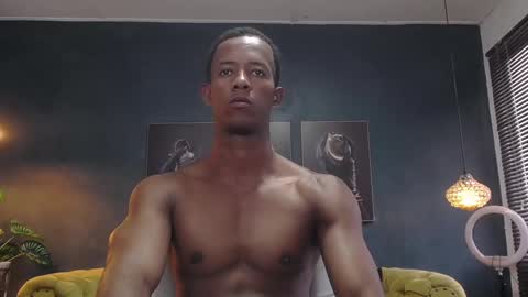 Snapshot of athleticbig_cock chatting on January 7, 4:48 pm ATHLETIC COCK online show from January 7, 4:48 pm
