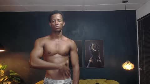 Snapshot of athleticbig_cock chatting on February 19, 5:16 am ATHLETIC COCK online show from February 19, 5:16 am