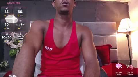 Snapshot of athleticbig_cock chatting on October 9, 1:47 am ATHLETIC COCK online show from October 9, 1:47 am