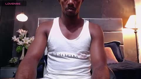 Snapshot of athleticbig_cock chatting on October 15, 2:11 am ATHLETIC COCK online show from October 15, 2:11 am