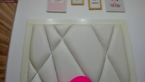 Snapshot of atilana_diaz chatting on July 13, 6:11 pm Atilana Diaz online show from July 13, 6:11 pm