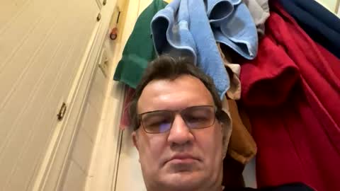 Snapshot of atozzzz chatting on October 27, 12:58 am atozzzz online show from October 27, 12:58 am