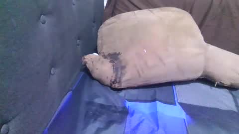 Snapshot of atr2424293280 chatting on November 12, 6:41 pm A online show from November 12, 6:41 pm