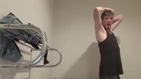 Snapshot of atreatforyou_86 chatting on November 6, 10:27 am atreatforyou_86 online show from November 6, 10:27 am